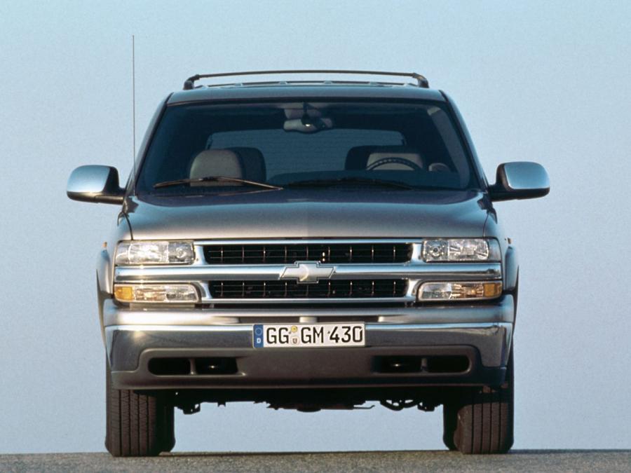  Chevrolet Tahoe 2000 года  (EU) (фото 21 из 23)